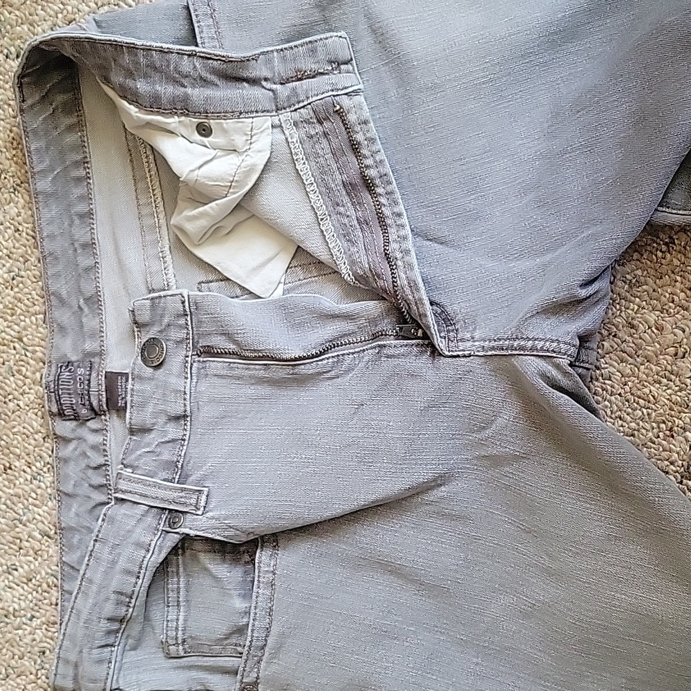 Two Pairs Of Chico Jeans - Picture 8 of 9
